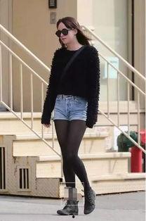 白丝袜加短裤,白丝袜搭配短裤的时尚演绎